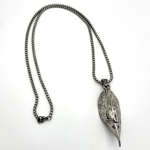 Stainless steel bird necklace